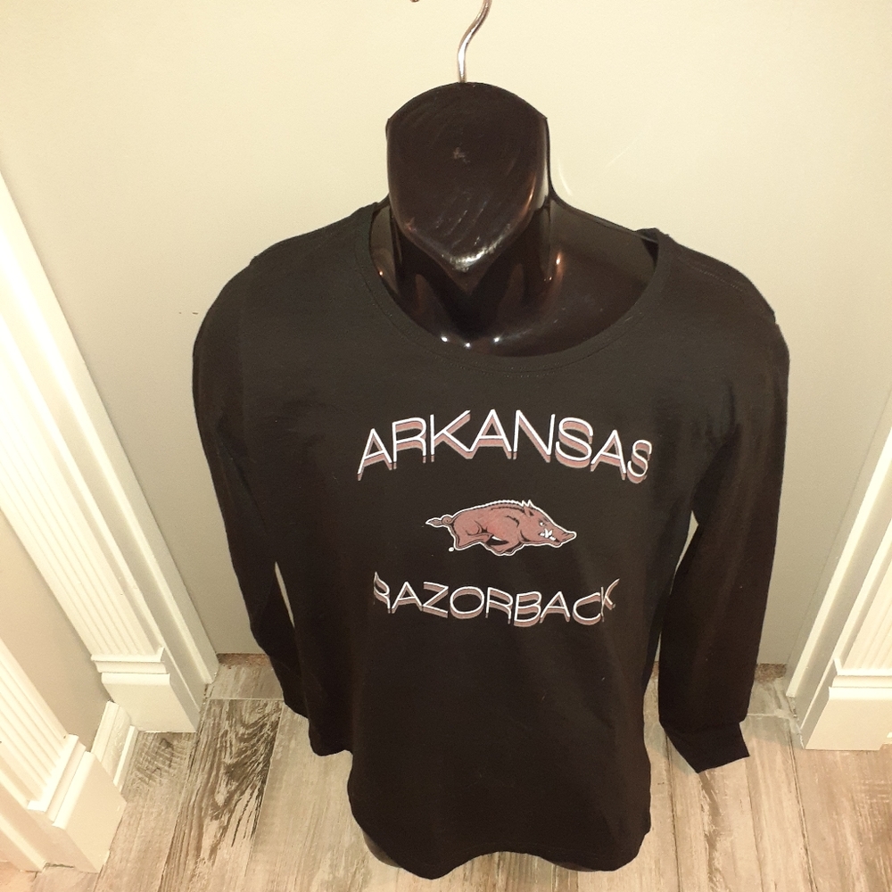 Razorback Long Sleeve Tee